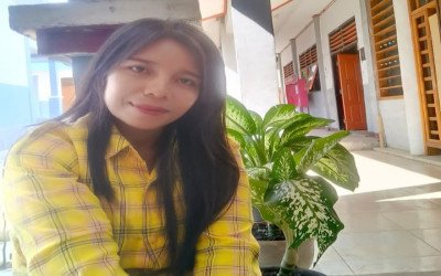 Ibu Asni Papu: Jejak Keteladanan dalam Pengabdian Pendidikan