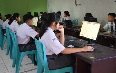 45 PESERTA DIDIK SMAS K PANCASILA BORONG SIAP MENGHAJAR RATUSAN SOAL LITERASI DAN SURVEI KARAKTER DALAM ASSESMEN NASIONAL 2024